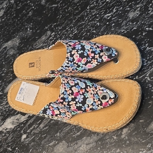 BRAND NEW WHITE MOUNTAIN BEACHBALL DRESSY WEDGE SANDAL by Roamans - Picture 3 of 16